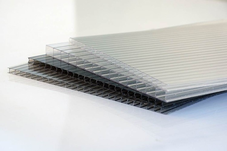 poliwęglan komorowy